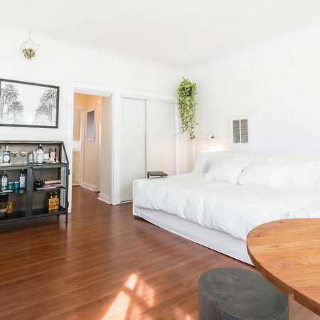 Sunny Boho Chic West Hollywood Flat! Lägenhet Los Angeles Exteriör bild